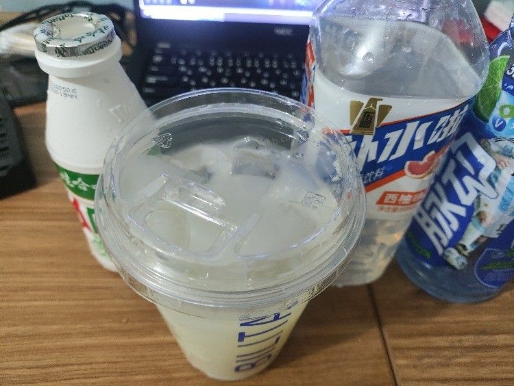 消费10元，搭配优惠券，自调一杯奶茶 - 美泡泡